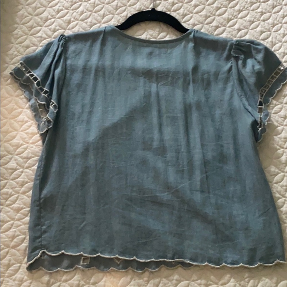 Lovers and Friends Weekender Ruffled top - Picture 4 of 4